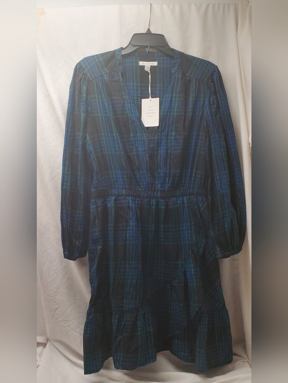 Free Assembly Women's Plaid Ruffle Dress - Picture 5 of 7